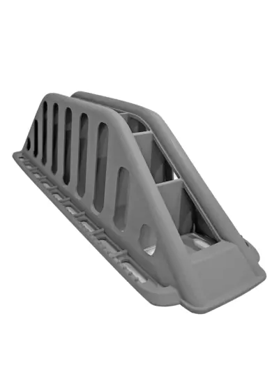 Rampe de stabilisation en plastique gris.